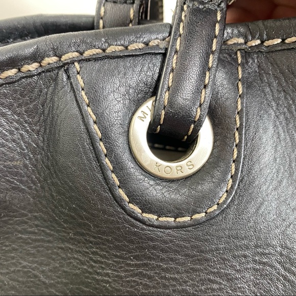 Michael Kors Black Leather Tote with Contrast Stitching - Picture 4 of 11